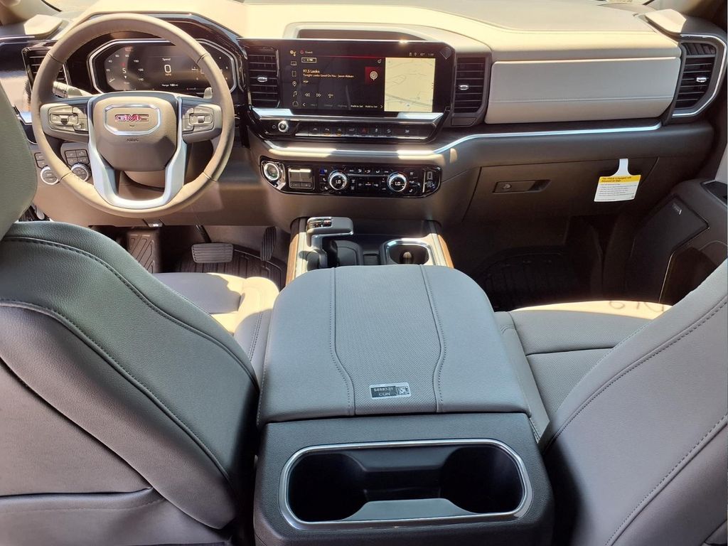 2026 GMC Sierra 1500 SLT - Photo 11