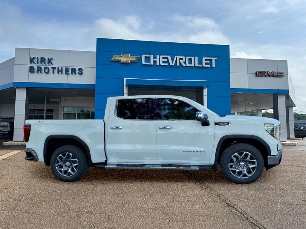 2026 GMC Sierra 1500 SLT - Photo 11