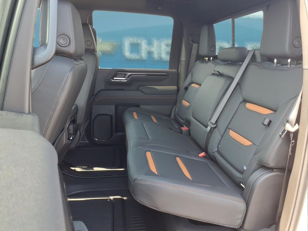 2026 GMC Sierra 2500HD AT4 - Photo 12