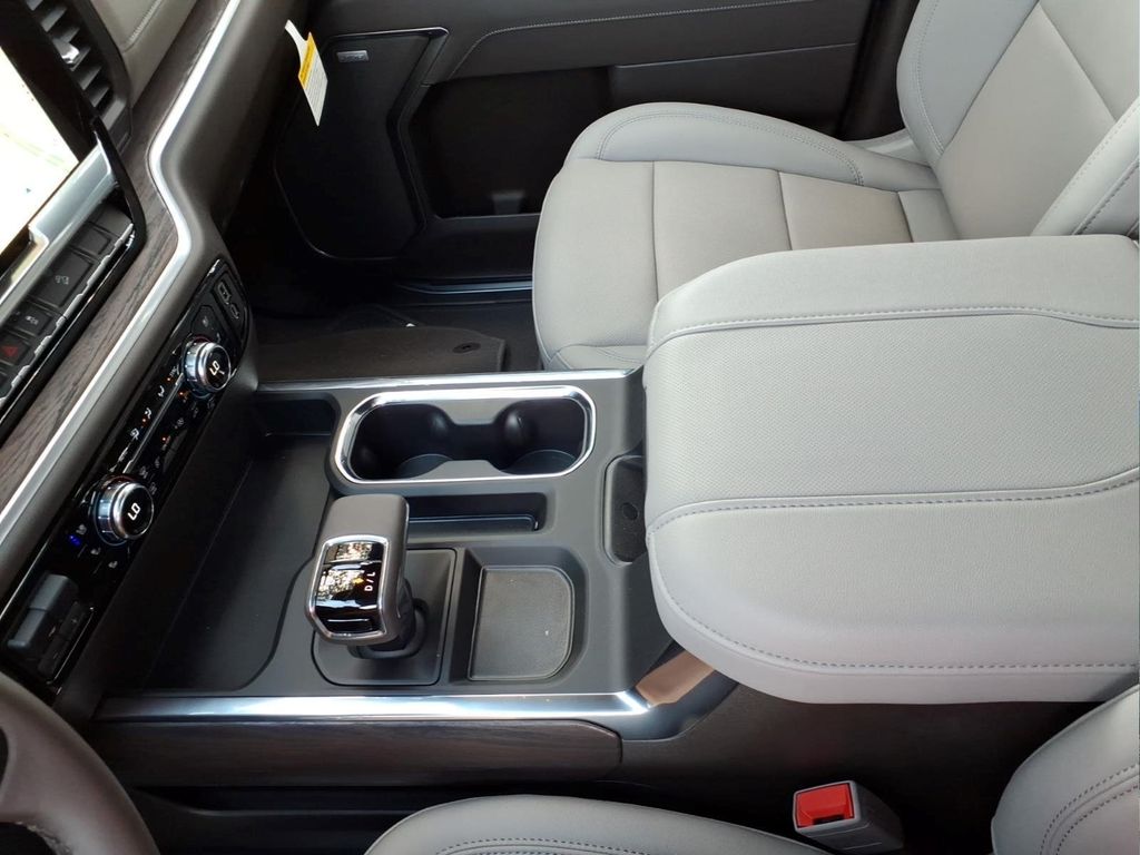 2026 GMC Sierra 1500 SLT - Photo 22