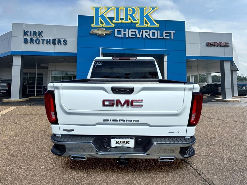 2026 GMC Sierra 1500 SLT - Photo 4