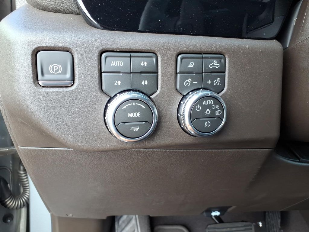 2026 GMC Sierra 1500 SLT - Photo 16