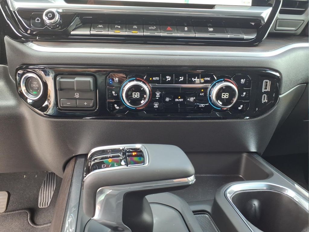 2026 GMC Sierra 1500 SLT - Photo 20