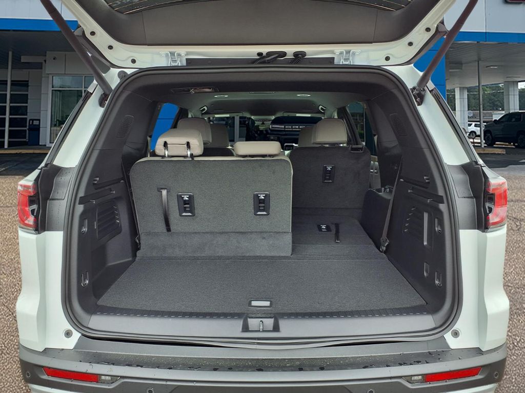 2026 GMC Acadia Elevation - Photo 9
