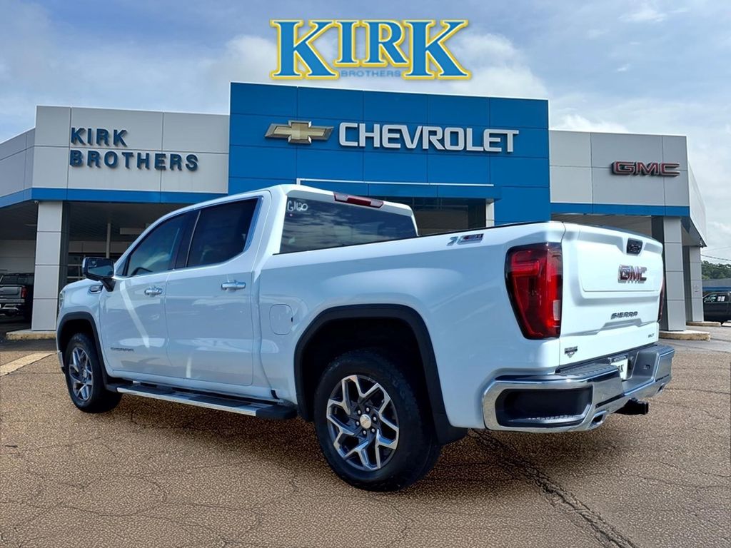 2026 GMC Sierra 1500 SLT - Photo 3