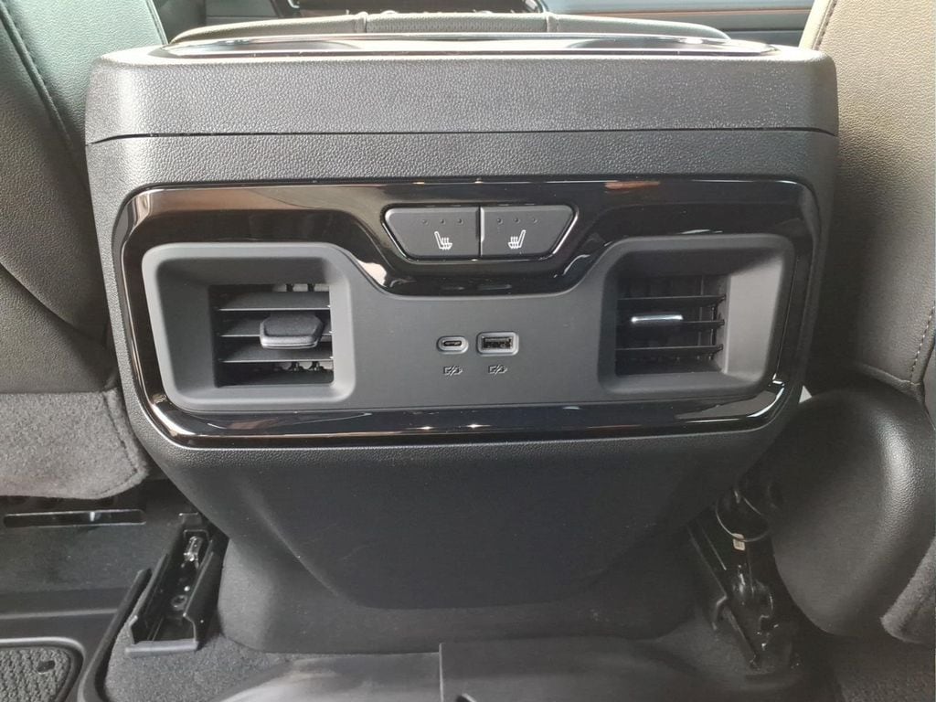 2026 GMC Sierra 1500 AT4 - Photo 14