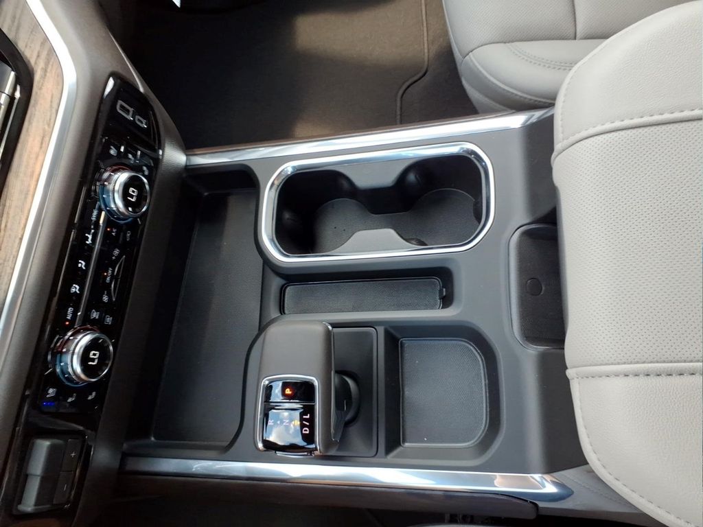 2026 GMC Sierra 1500 SLT - Photo 21