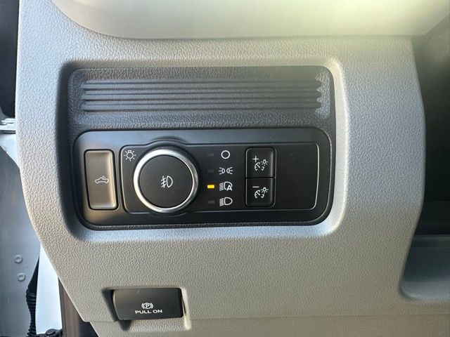 2025 Ford F-350 Super Duty XL - Photo 22