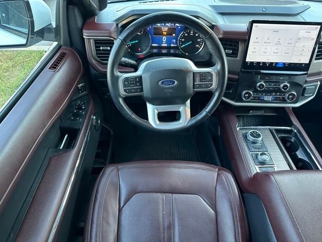 2023 Ford Expedition Limited photo 4