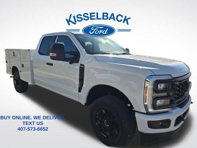 2025 Ford F-350 Super Duty XL's photo