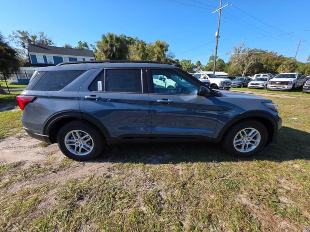New 2026 Ford Explorer Active SUV