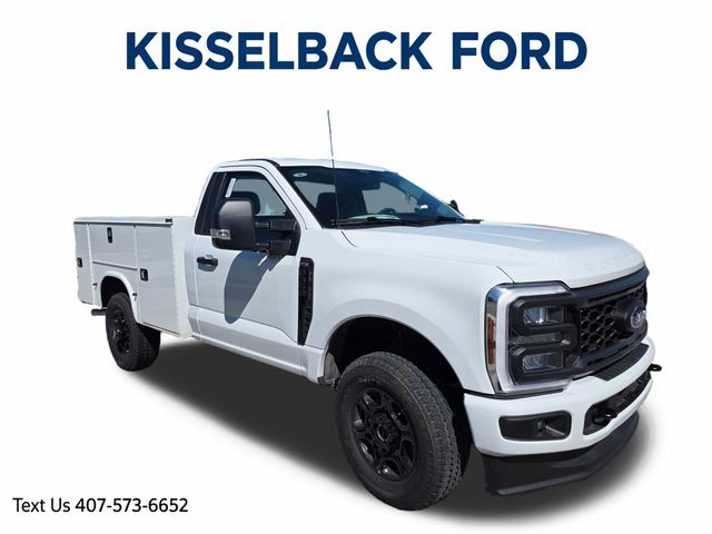 2025 Ford F-350 Base's photo