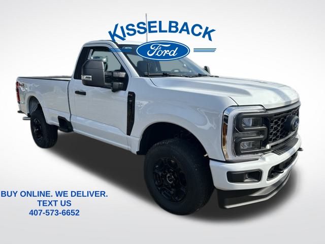 2025 Ford F-350 Super Duty XL's photo