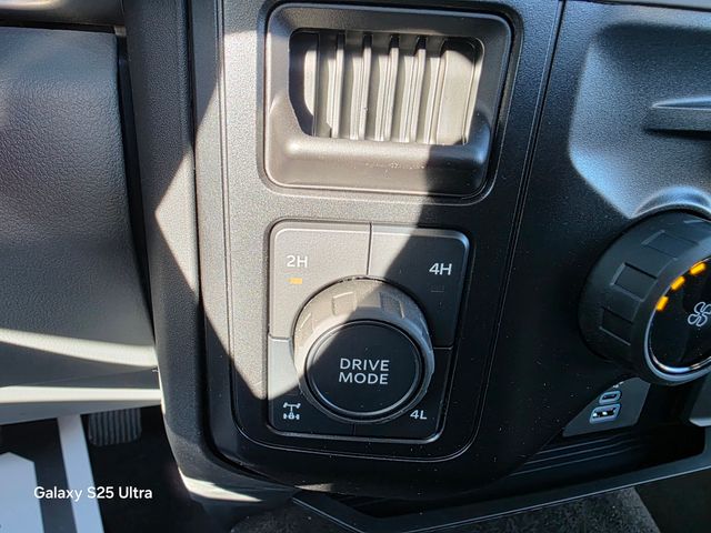 2025 Ford F-350 Super Duty XL - Photo 16