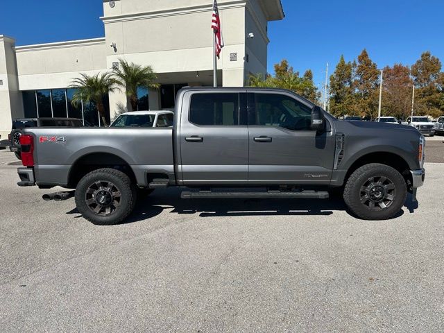 2024 Ford F-250 Lariat photo 2