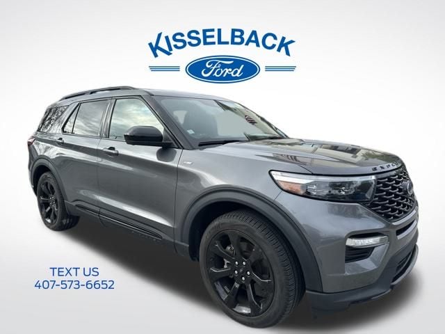 2022 Ford Explorer ST-LINE's photo