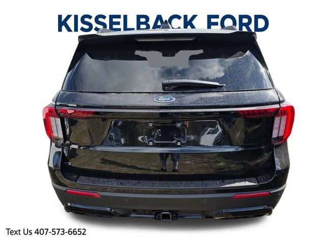 2026 Ford Explorer ST-LINE's photo