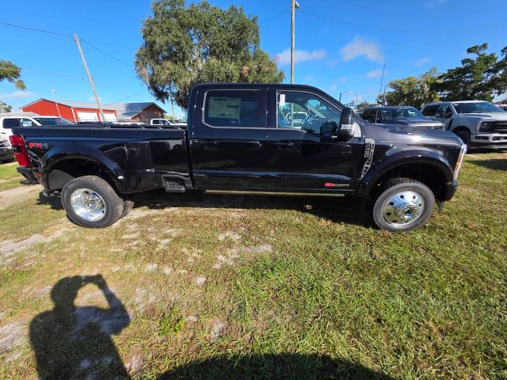 New 2026 Ford F-450 Platinum Truck Crew Cab