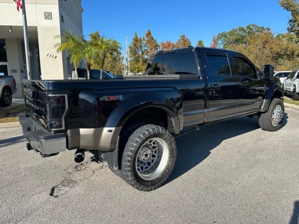 Certified 2022 Ford F-450 Lariat Truck Crew Cab