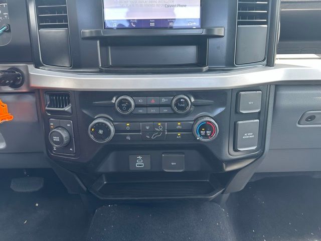 2025 Ford F-350 Super Duty XL - Photo 14
