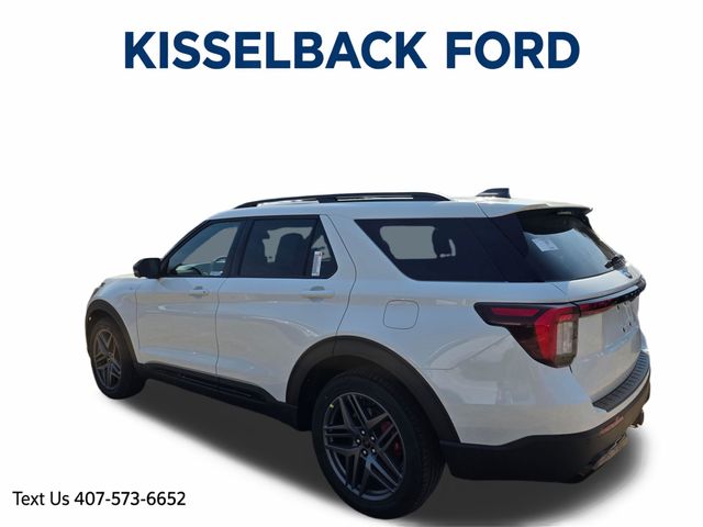 2026 Ford Explorer ST-Line photo 4