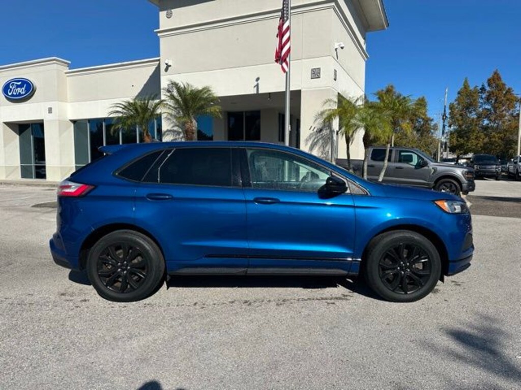 Certified 2022 Ford Edge SE SUV