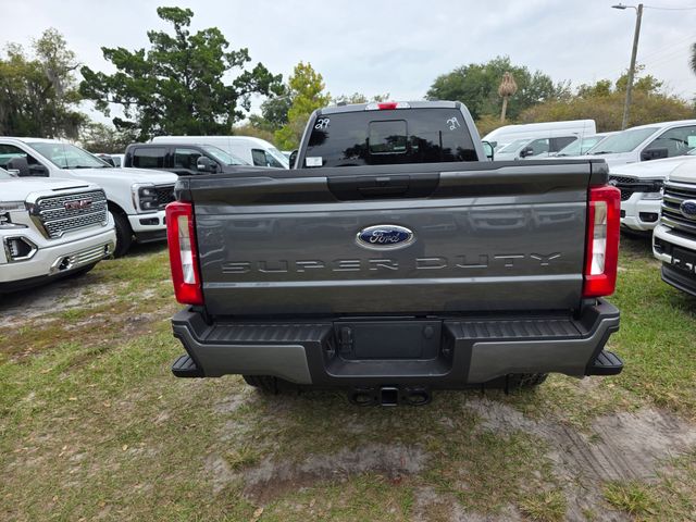 2026 Ford F-350 XL photo 4