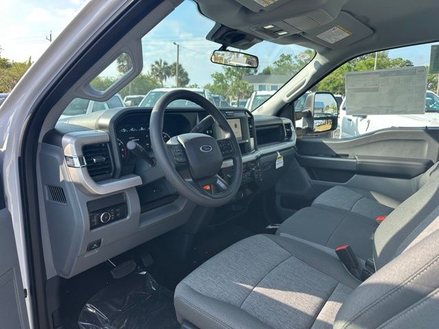 2025 Ford F-350 Super Duty XL - Photo 10