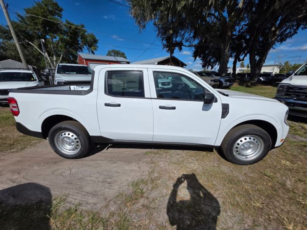 New 2025 Ford Maverick XL Truck SuperCrew
