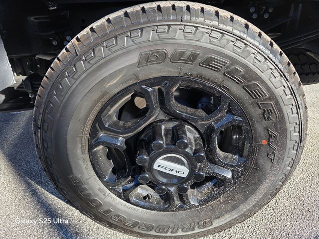 2025 Ford F-350 Super Duty XL - Photo 25