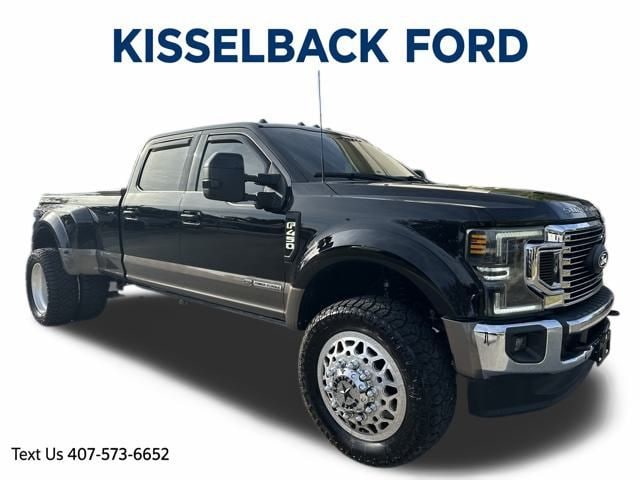 2022 Ford F-450 Super Duty Lariat's photo