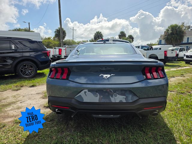 2025 Ford Mustang EcoBoost Premium photo 4