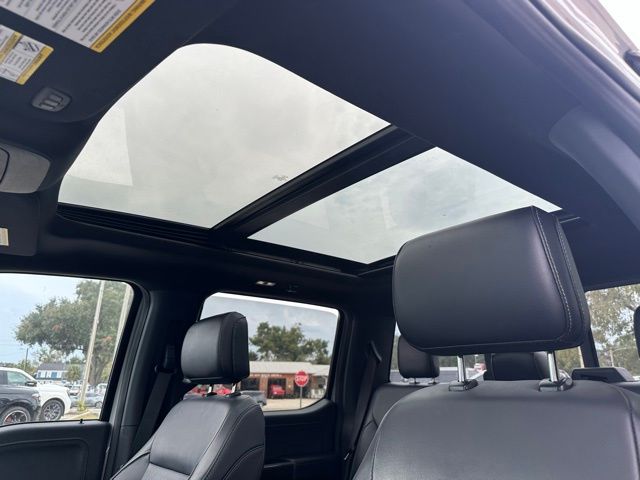 2023 Ford F-150 Lariat photo 2