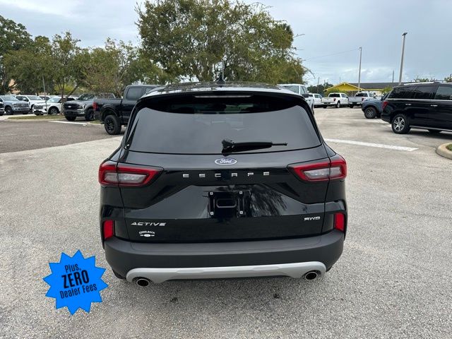 2023 Ford Escape Active photo 2