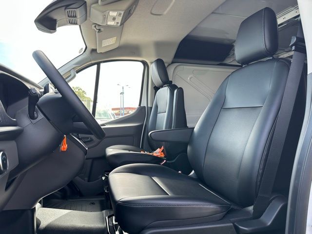 2025 Ford Transit Van Base - Photo 10