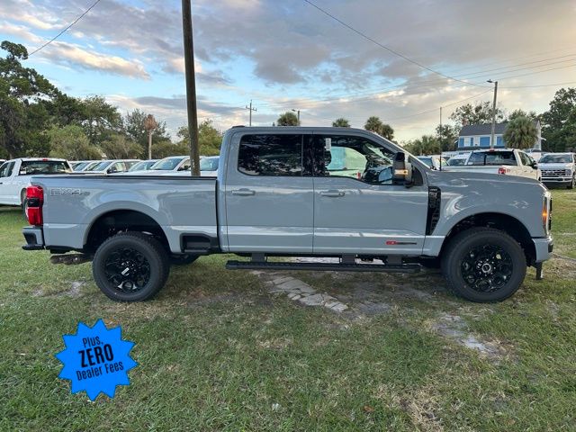 2026 Ford F-250 Lariat photo 2