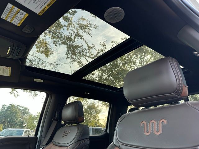 2024 Ford F-250 King Ranch photo 2
