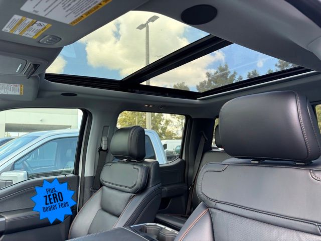 2025 Ford F-250 Lariat photo 2