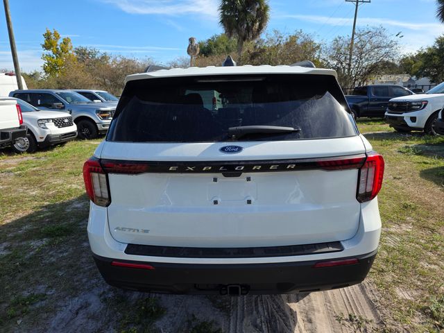 2026 Ford Explorer photo 2