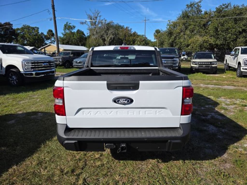 New 2025 Ford Maverick XL Truck SuperCrew