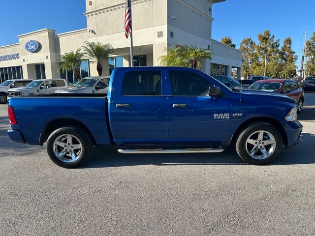2016 Ram 1500 Express photo 2
