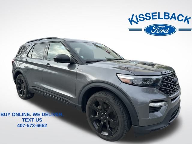 2022 Ford Explorer ST-Line photo 2