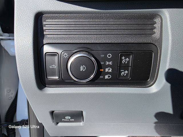 2025 Ford F-350 Super Duty XL - Photo 21