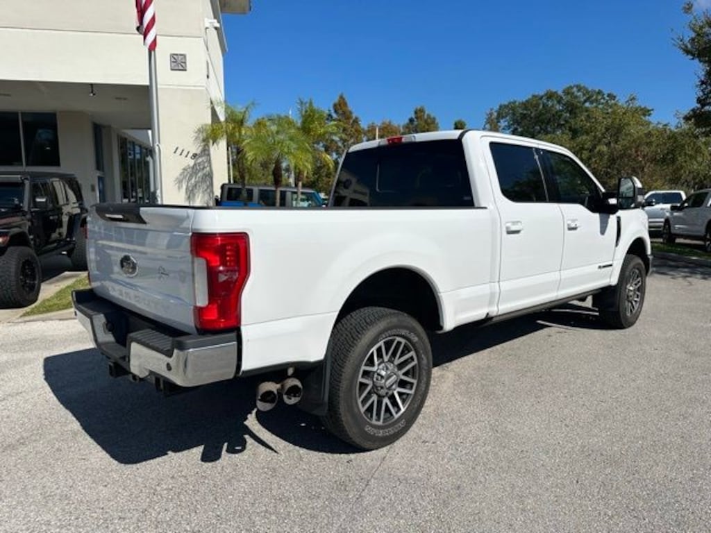 Certified 2017 Ford F-250 Lariat Truck Crew Cab