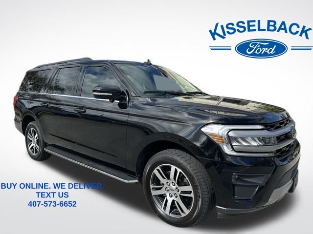 2022 Ford Expedition XLT's photo
