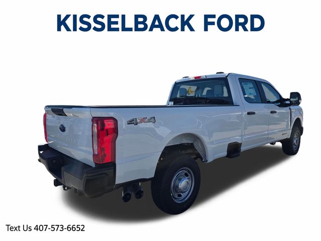 2026 Ford F-350 photo 3