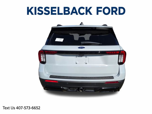 2026 Ford Explorer ST-Line photo 4