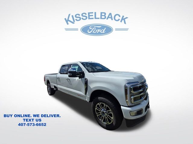 2026 Ford F-350 Super Duty Platinum's photo