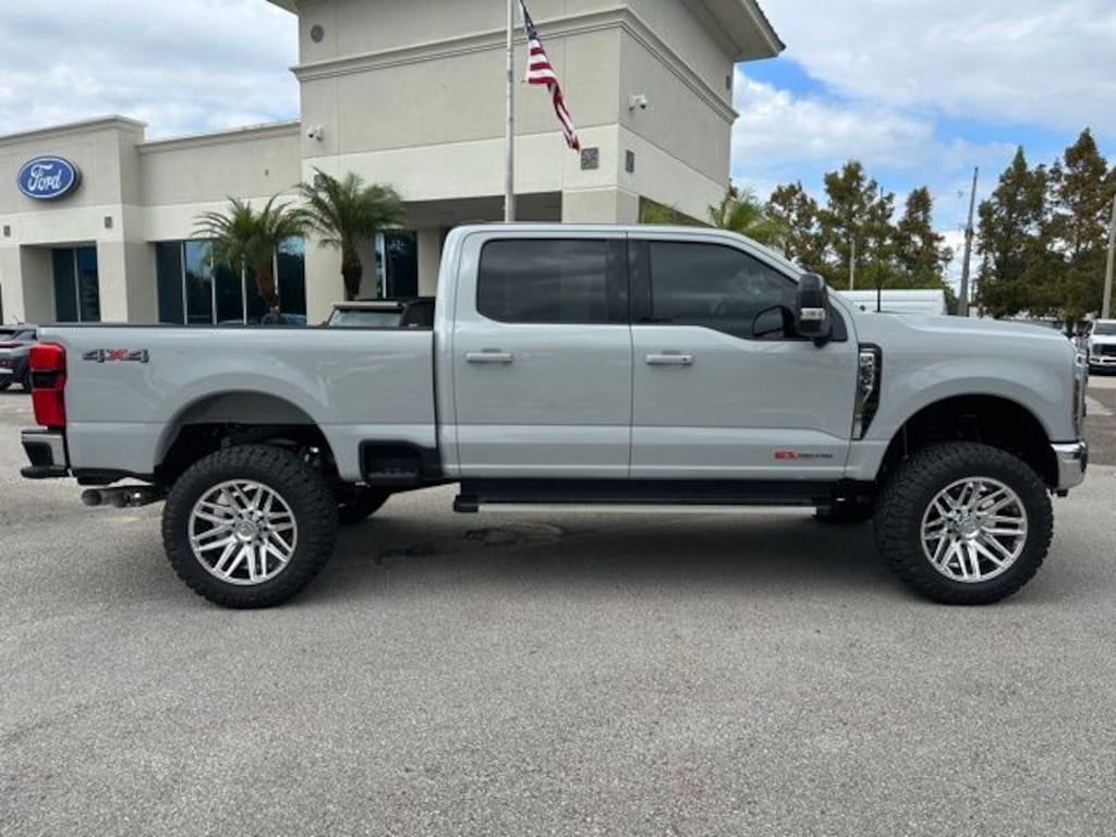 New 2026 Ford F-250 Lariat Truck Crew Cab