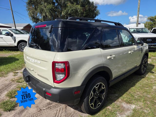 2025 Ford Bronco Sport Outer Banks photo 3